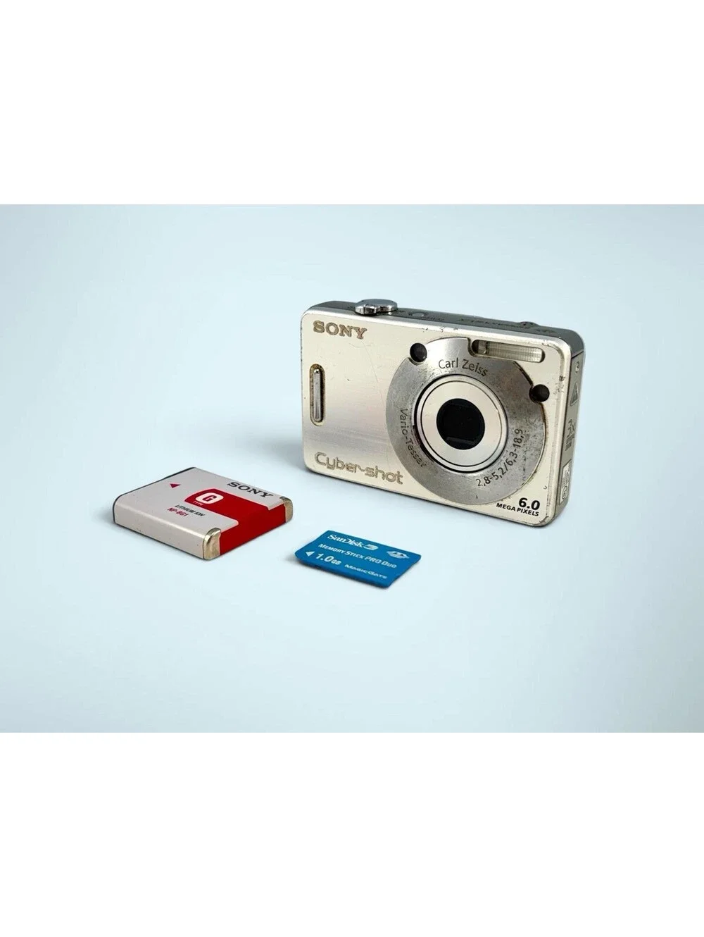 Sony Cyber-Shot DSC-W50 6.0MP Digital Camera w/ Battery + Original Memory Stick